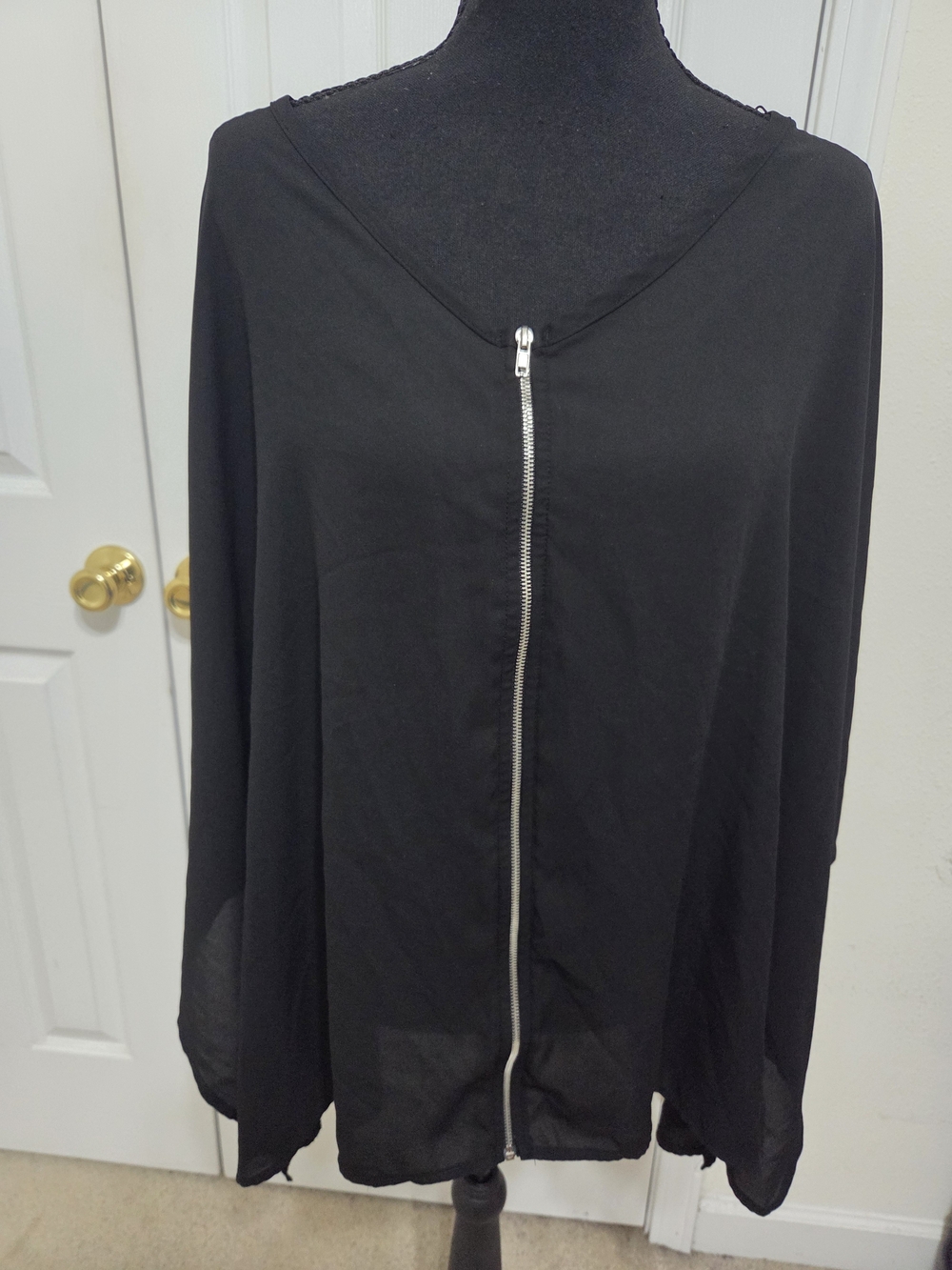 Black Women's Zip-Front Lightweight Top